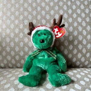 Ty 2002 Holiday Teddy Bear beanie baby.